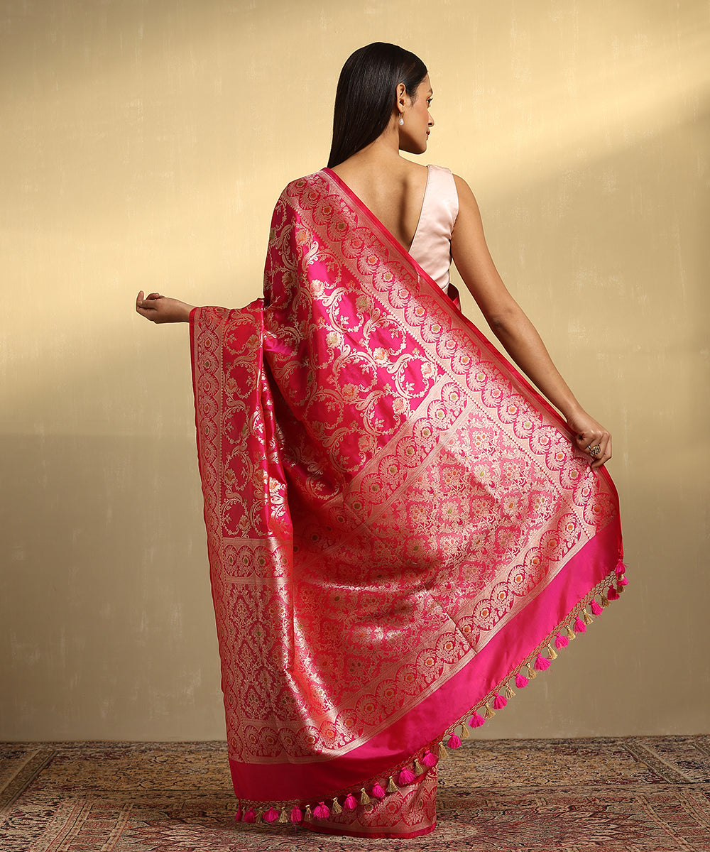 Pink_Handloom_Pure_Katan_Silk_Banarasi_Saree_With_Floral_Meenakari_And_Gold_Zari_Jaal_WeaverStory_03