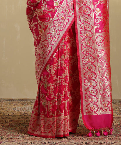 Pink_Handloom_Pure_Katan_Silk_Banarasi_Saree_With_Floral_Meenakari_And_Gold_Zari_Jaal_WeaverStory_04