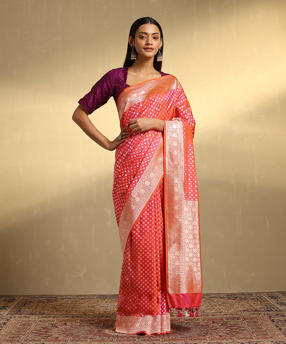 Pink_And_Orange_Dual_Tone_Handloom_Pure_Katan_Silk_Jangla_Banarasi_Saree_With_Cutwork_Booti_WeaverStory_01