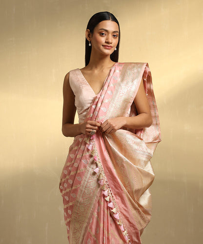 Light_Pink_Handloom_Pure_Katan_Silk_Banarasi_Saree_With_Cutwork_Weave_WeaverStory_02