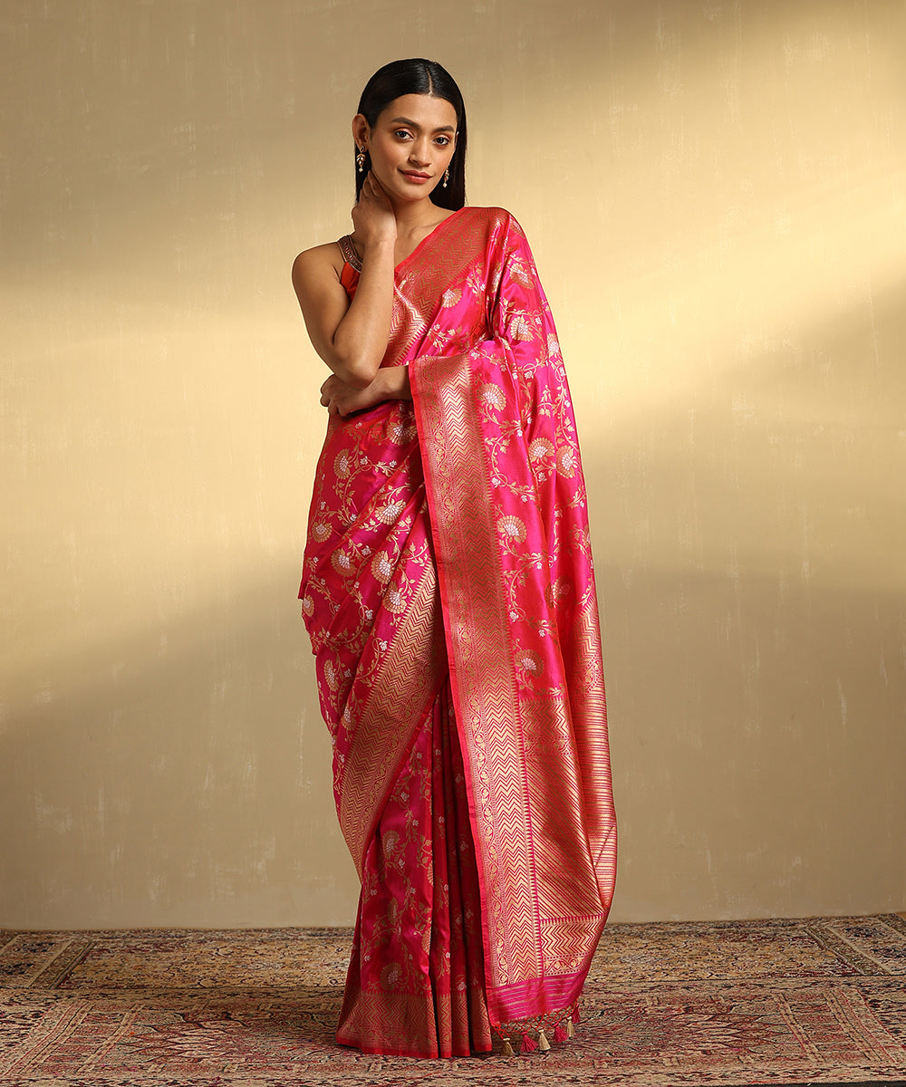 Pink_Handloom_Pure_Katan_Silk_Banarasi_Saree_With_Floral_Jaal_In_Gold_And_Silver_Zari_WeaverStory_01