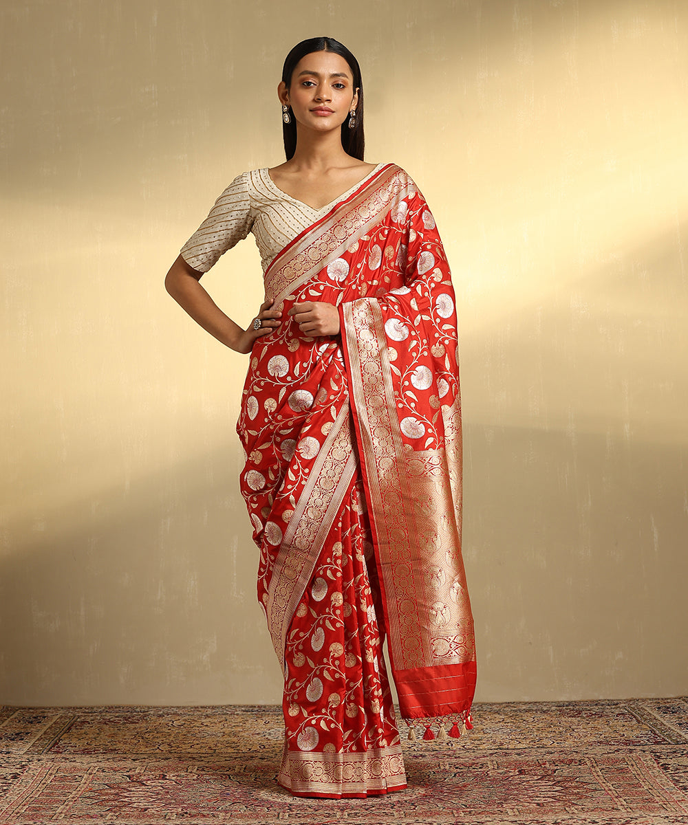 Grey With Silver Zari Weaved Banarasi Silk Saree And Beautiful Jacquard  Weave Pallu And Blouse With Blouse Piece