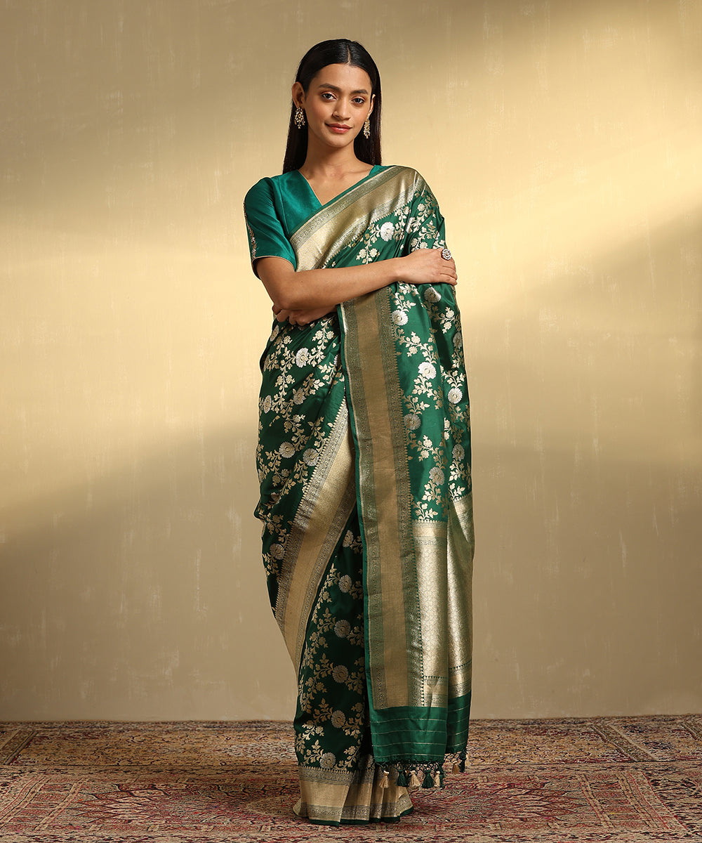 Bottle_Green_Handloom_Pure_Katan_Silk_Banarasi_Saree_With_Floral_Jaal_In_Gold_And_Silver_Zari_WeaverStory_01