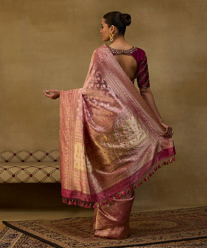 Pink_And_Gold_Handloom_Pure_Tissue_Silk_Banarasi_Saree_With_Pink_Kadhwa_Border_WeaverStory_03