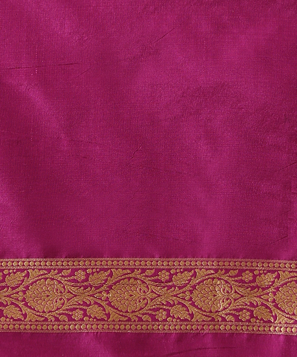 Handloom_Purple_Pure_Katan_Silk_Banarasi_Saree_With_Champagne_Gold_Zari_Cutwork_Floral_Jaal_WeaverStory_05