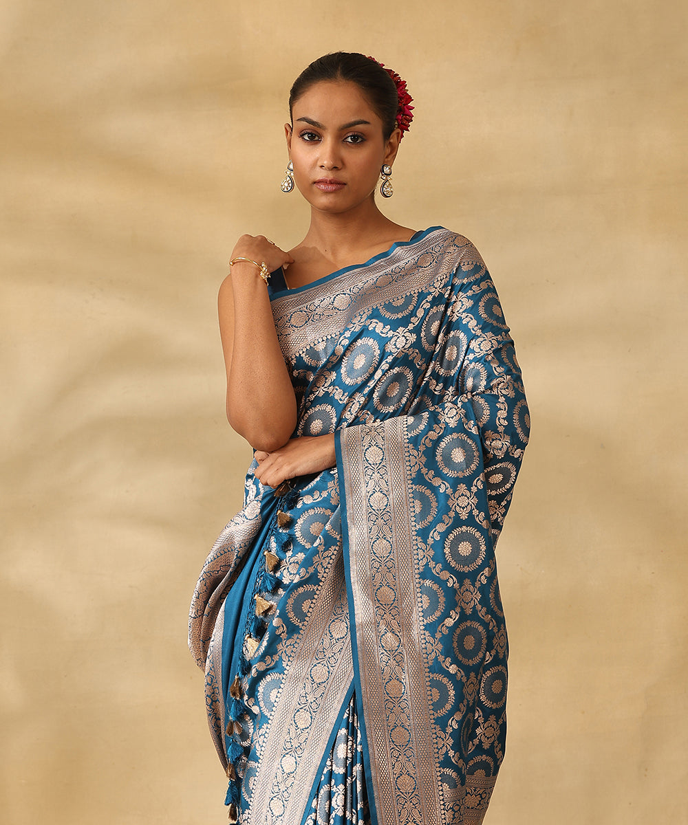 Cobalt_Blue_Handloom_Pure_Katan_Silk_Banarasi_Saree_With_Champagne_Gold_Zari_Cutwork_Jaal_With_Circular_Motifs_WeaverStory_01