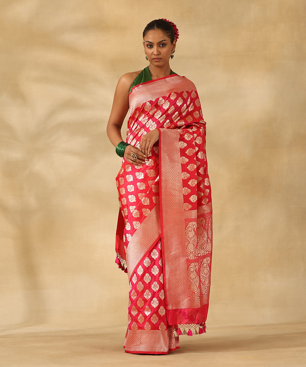 Handloom_Pink_Pure_Katan_Silk_Banarasi_Saree_With_Gold_Zari_Floral_Booti_WeaverStory_01