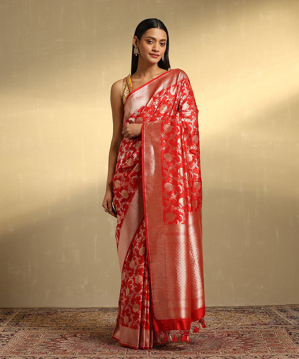 Red_Handloom_Pure_Katan_Silk_Banarasi_Saree_With_Cutwork_Jaal_WeaverStory_01