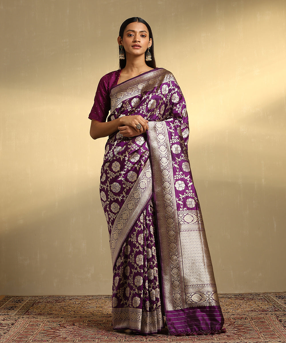 Handloom_Purple_Pure_Katan_Silk_Jangla_Banarasi_Saree_With_Silver_Zari_Meenakari_WeaverStory_01