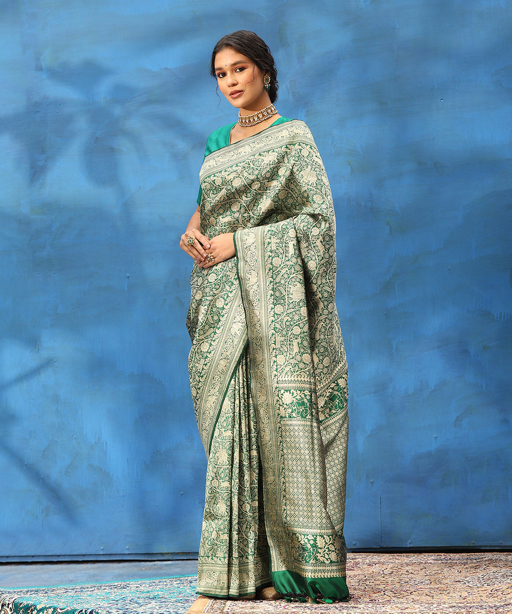 Emerald_Green_Handloom_Pure_Katan_Silk_Banarasi_Shikargah_Saree_In_Kimkhab_Weave_WeaverStory_01