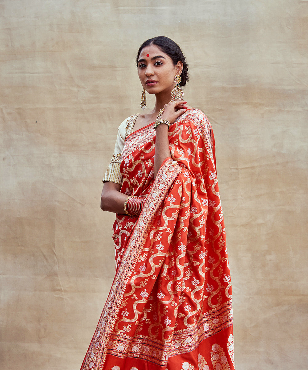 Handloom_Red_Pure_Katan_Silk_Banarasi_Saree_with_Real_Zari_Jaal_WeaverStory_01