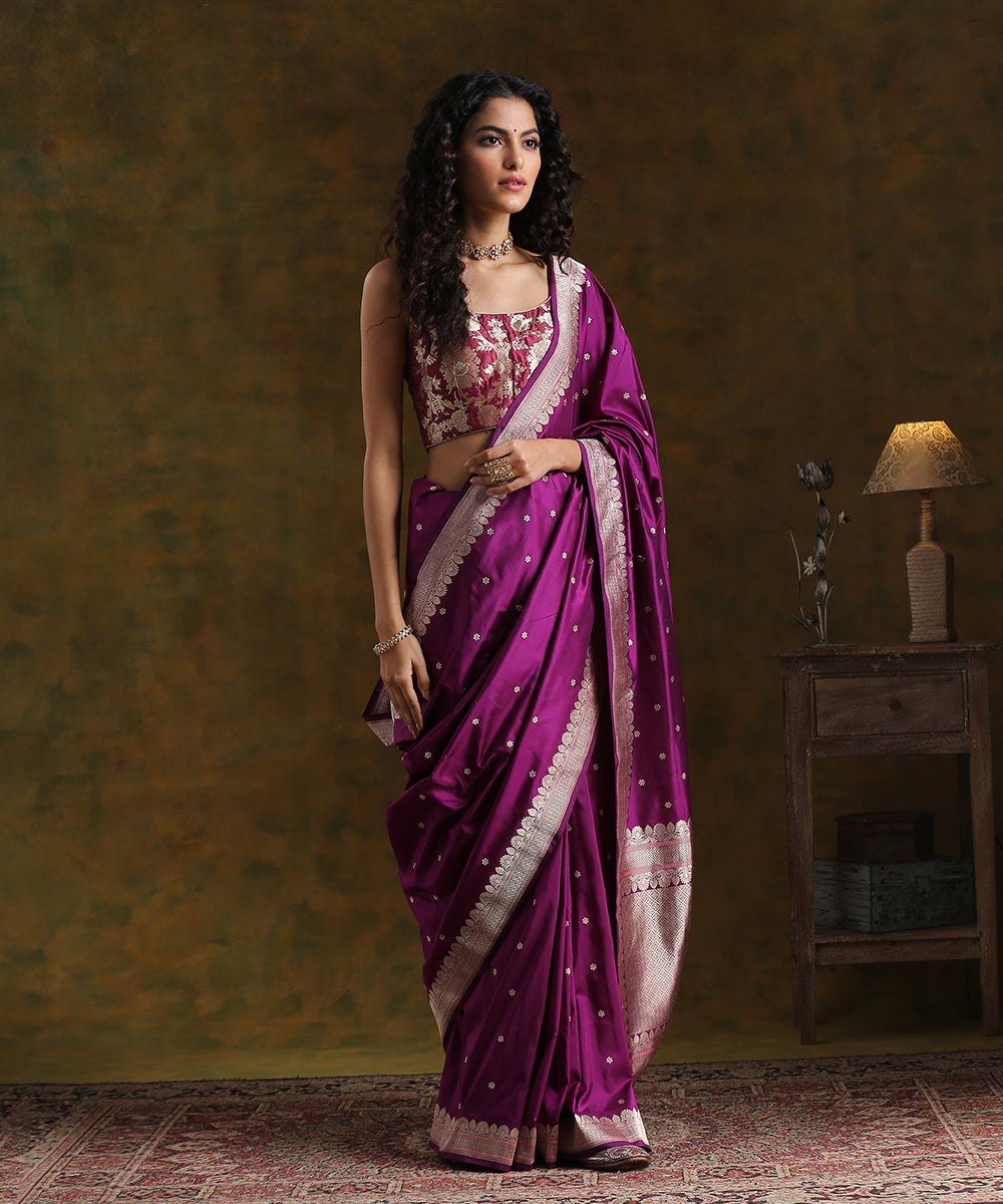 Purple_Handloom_Pure_Katan_Silk_Banarasi_Saree_With_Kadhwa_Booti_and_Small_Border_WeaverStory_02