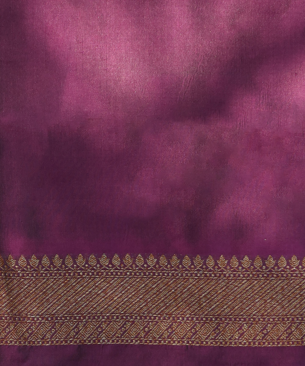 Purple_Handloom_Pure_Katan_Silk_Antique_Banarasi_Saree_With_Antique_Zari_WeaverStory_05
