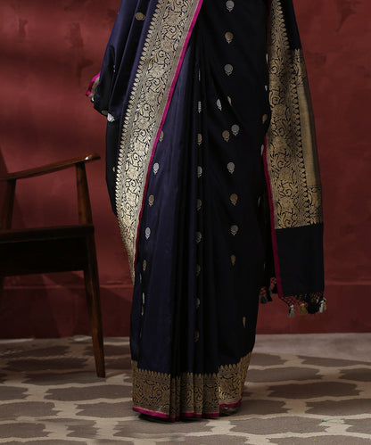 Navy_Blue_Handloom_Pure_Katan_Silk_Banarasi_Saree_WeaverStory_04