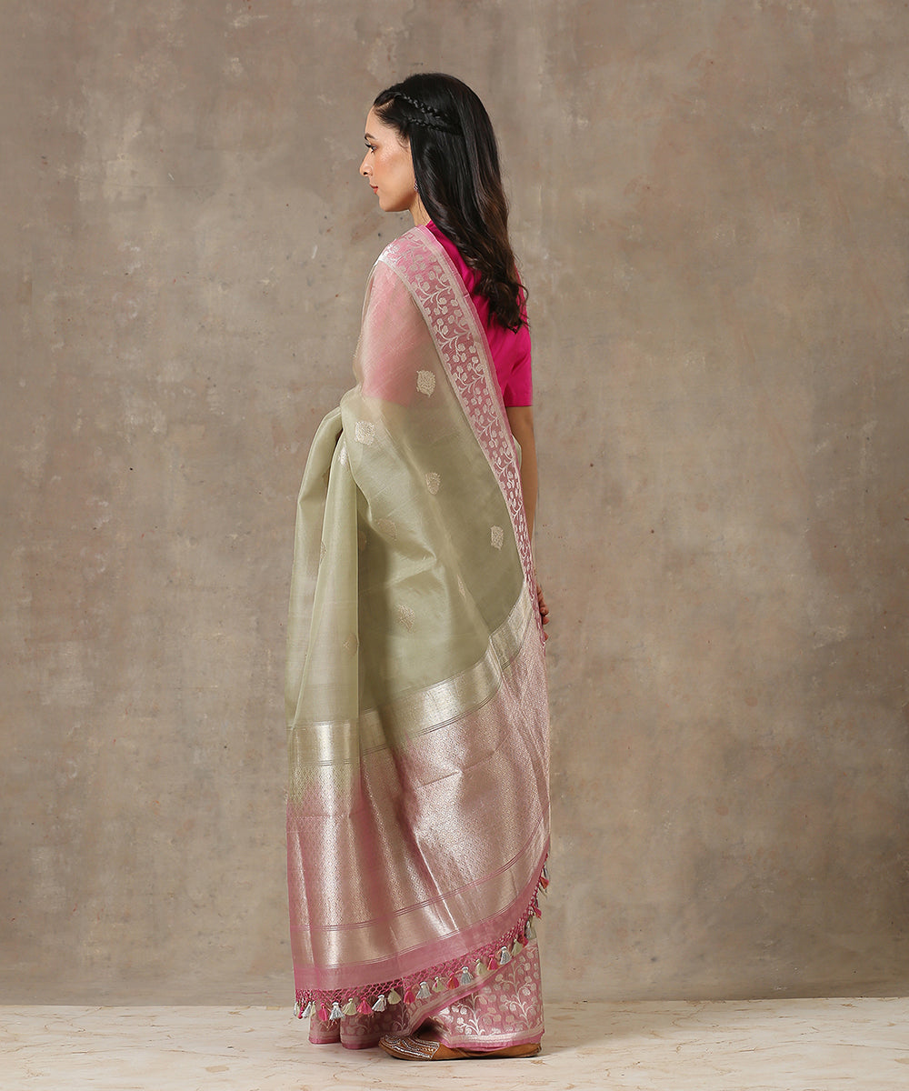 Olive_Green_Handloom_Tissue_Silk_Banarasi_Saree_With_Pink_Kadhiyal_Border_WeaverStory_03