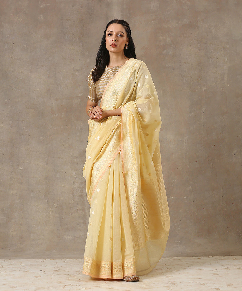 Light_Yellow_Handloom_Pure_Cotton_Banarasi_Saree_with_Kadhwa_Booti_WeaverStory_02