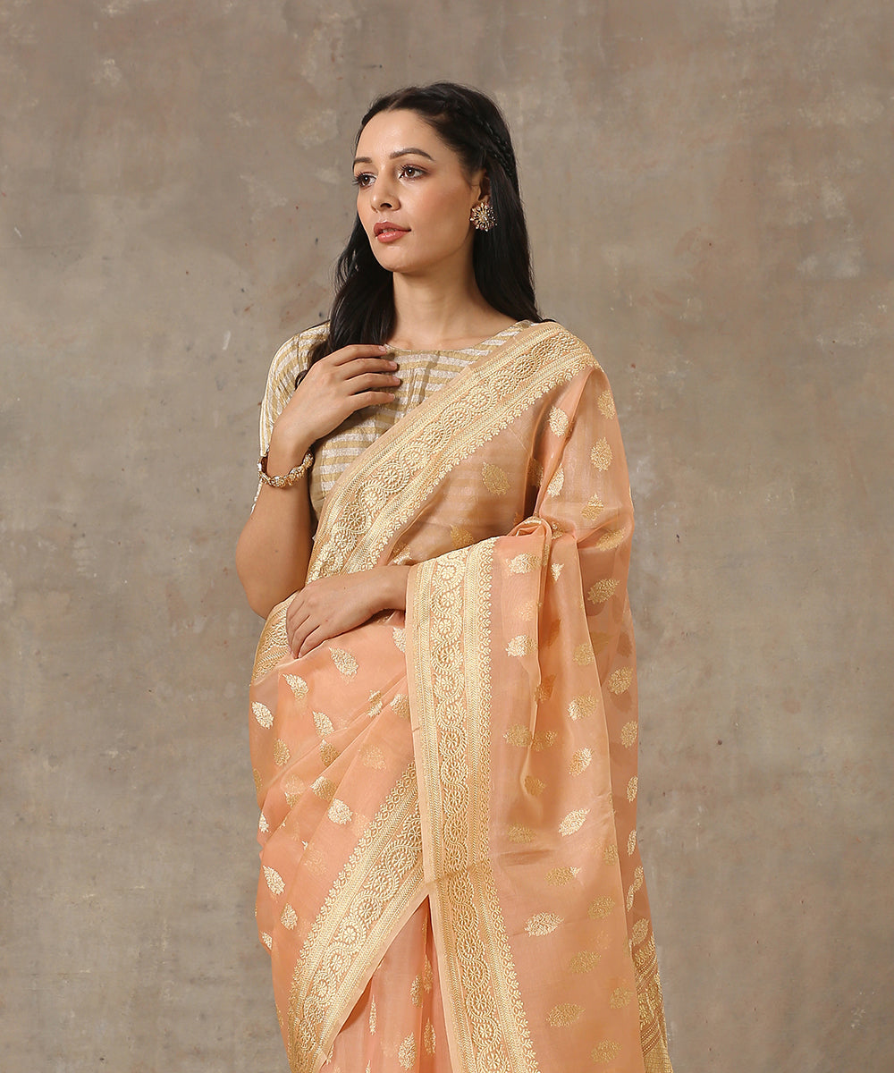 Handloom_Dull_Peach_Kora_Silk_Banarasi_Saree_with_Kadhwa_Weave_WeaverStory_01