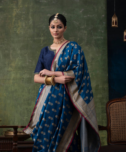 Handloom_Royal_Blue_Pure_Katan_Silk_Banarasi_Saree_with_Cutwork_Booti_WeaverStory_01