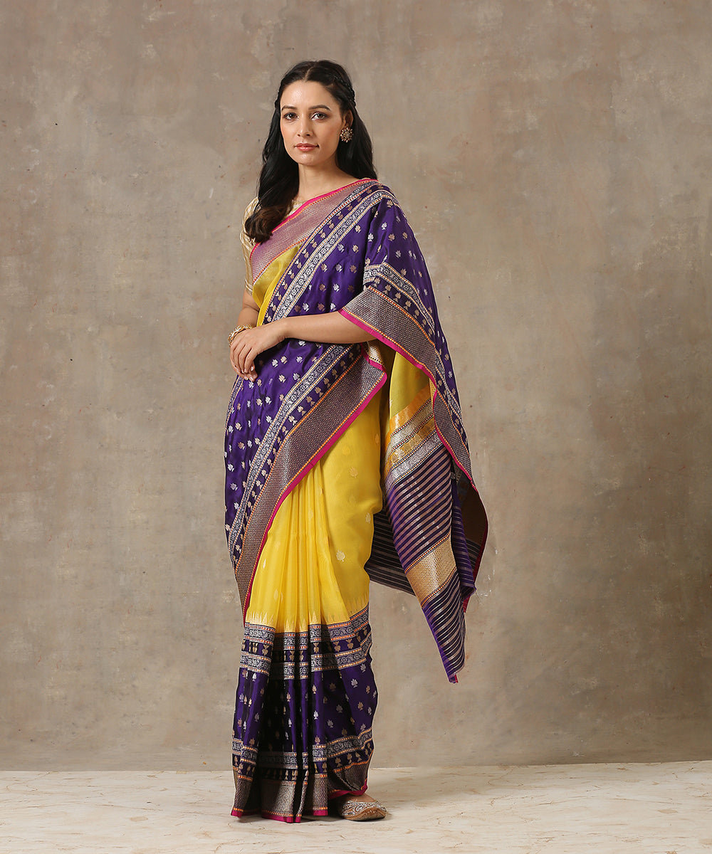 Yellow_Handloom_Kora_Silk_Banarasi_Saree_With_Blue_Border_WeaverStory_02