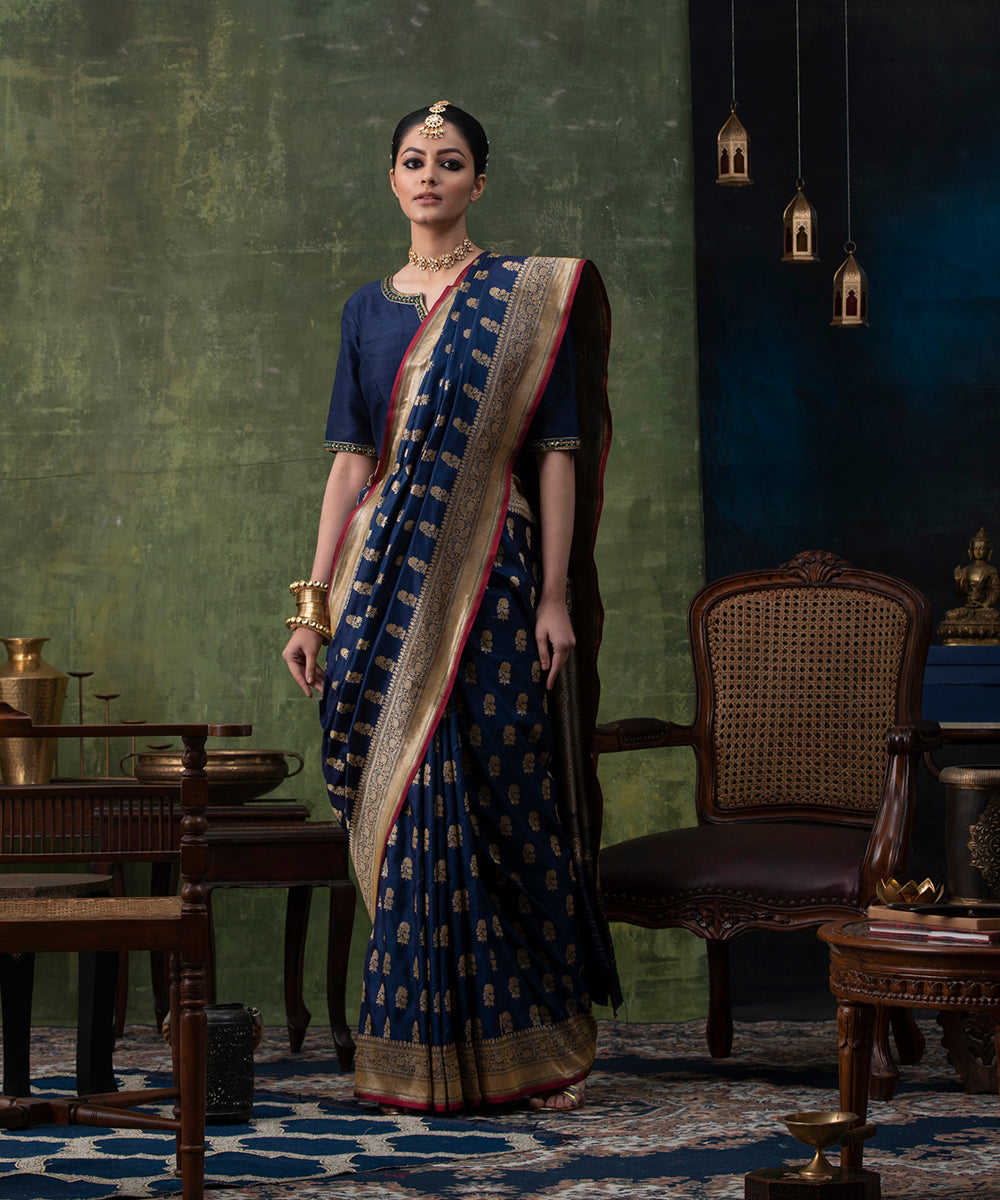 Navy_Blue_Handloom_Pure_Katan_Silk_Banarasi_Saree_with_Cutwork_Booti_WeaverStory_02