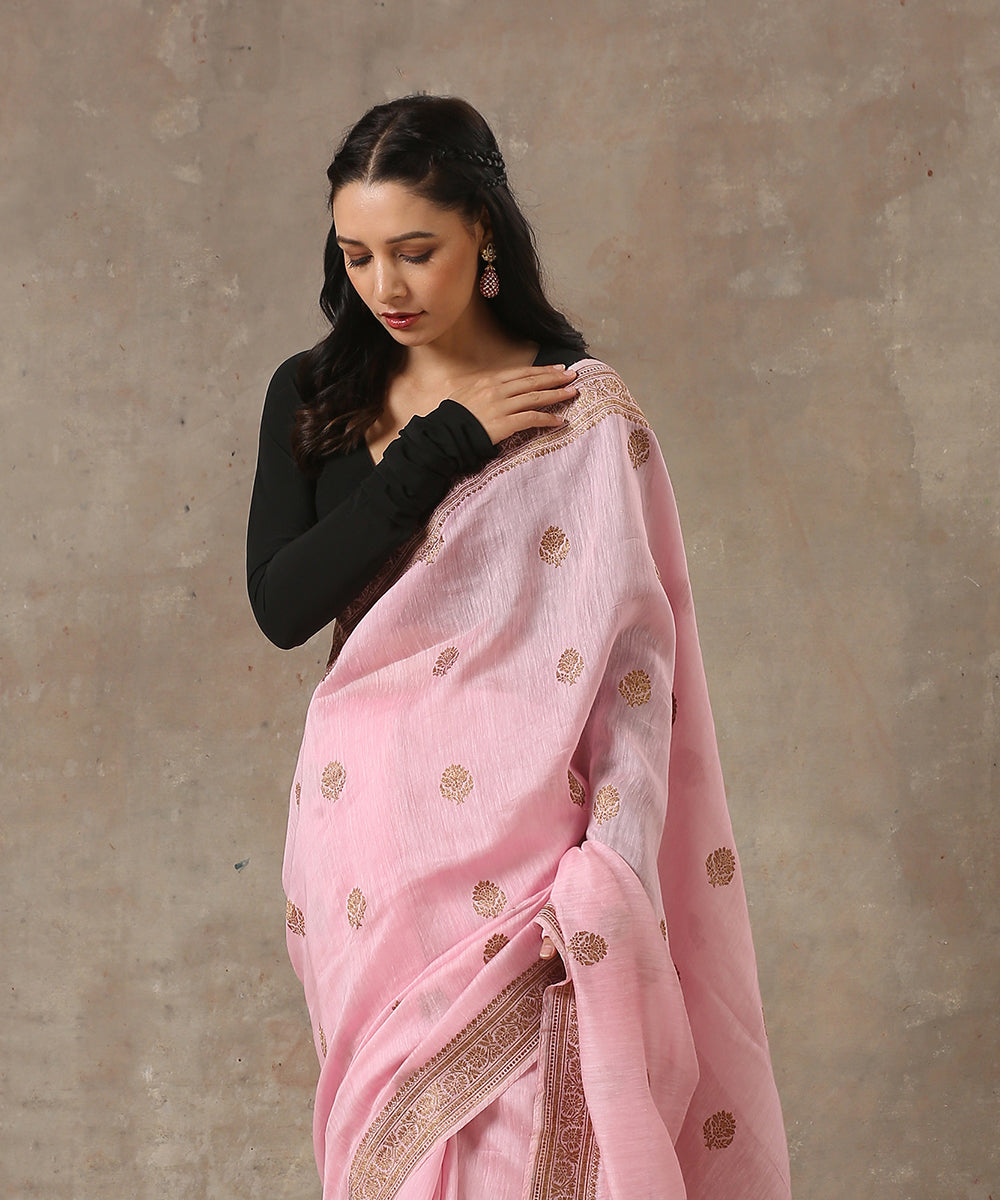 Light_Pink_Handloom_Linen_Banarasi_Saree_With_Kadhwa_Booti_And_Antique_Zari_WeaverStory_01