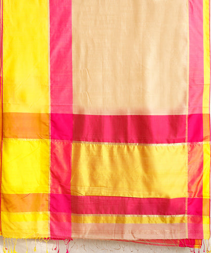 Handloom_Pink_And_Yellow_Pure_Cotton_Maheshwari_Saree_WeaverStory_04