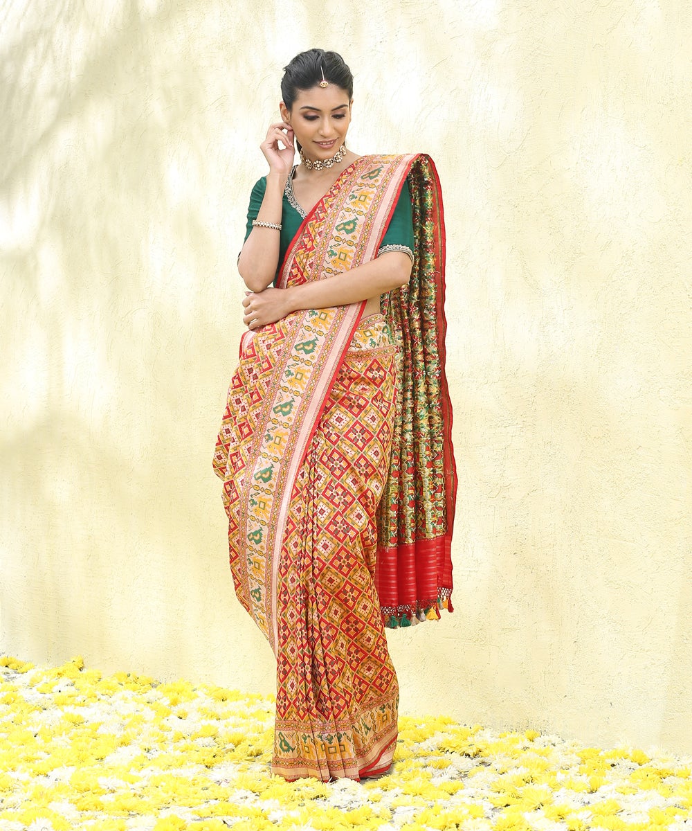 Handloom_Red_Zari_Base_Pure_Katan_Silk_Banarasi_Patola_Saree_with_Meenakari_WeaverStory_02