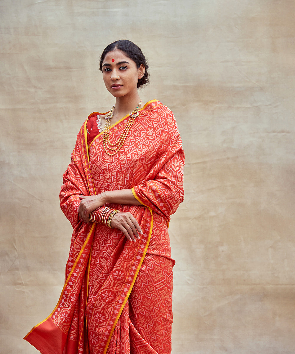 Handloom_Red_Pure_Katan_Silk_Banarasi_Saree_with_Real_Zari_Work_WeaverStory_02