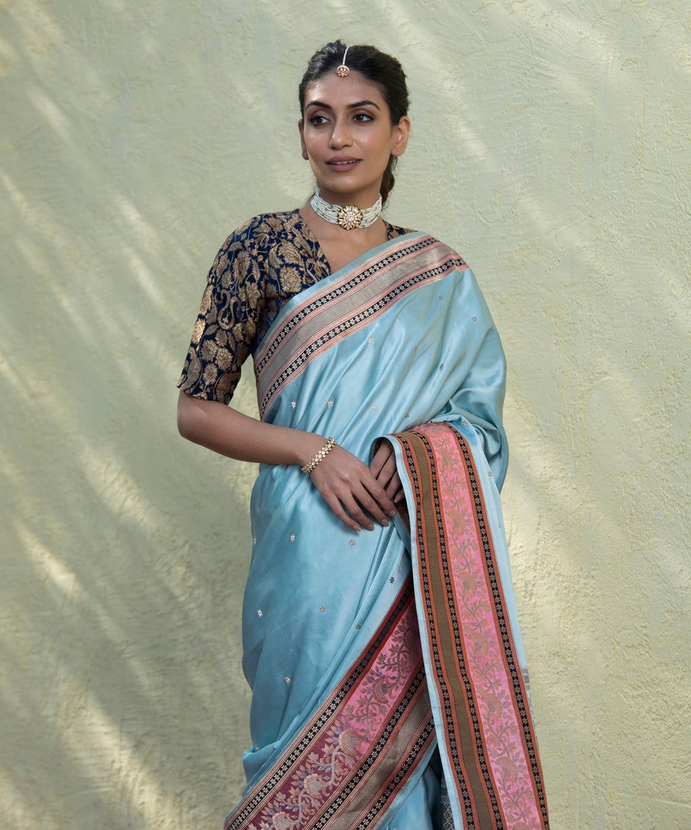 Handloom_Powder_Blue_Pure_Satin_Silk_Banarasi_Saree_with_Kadhwa_Booti_WeaverStory_01