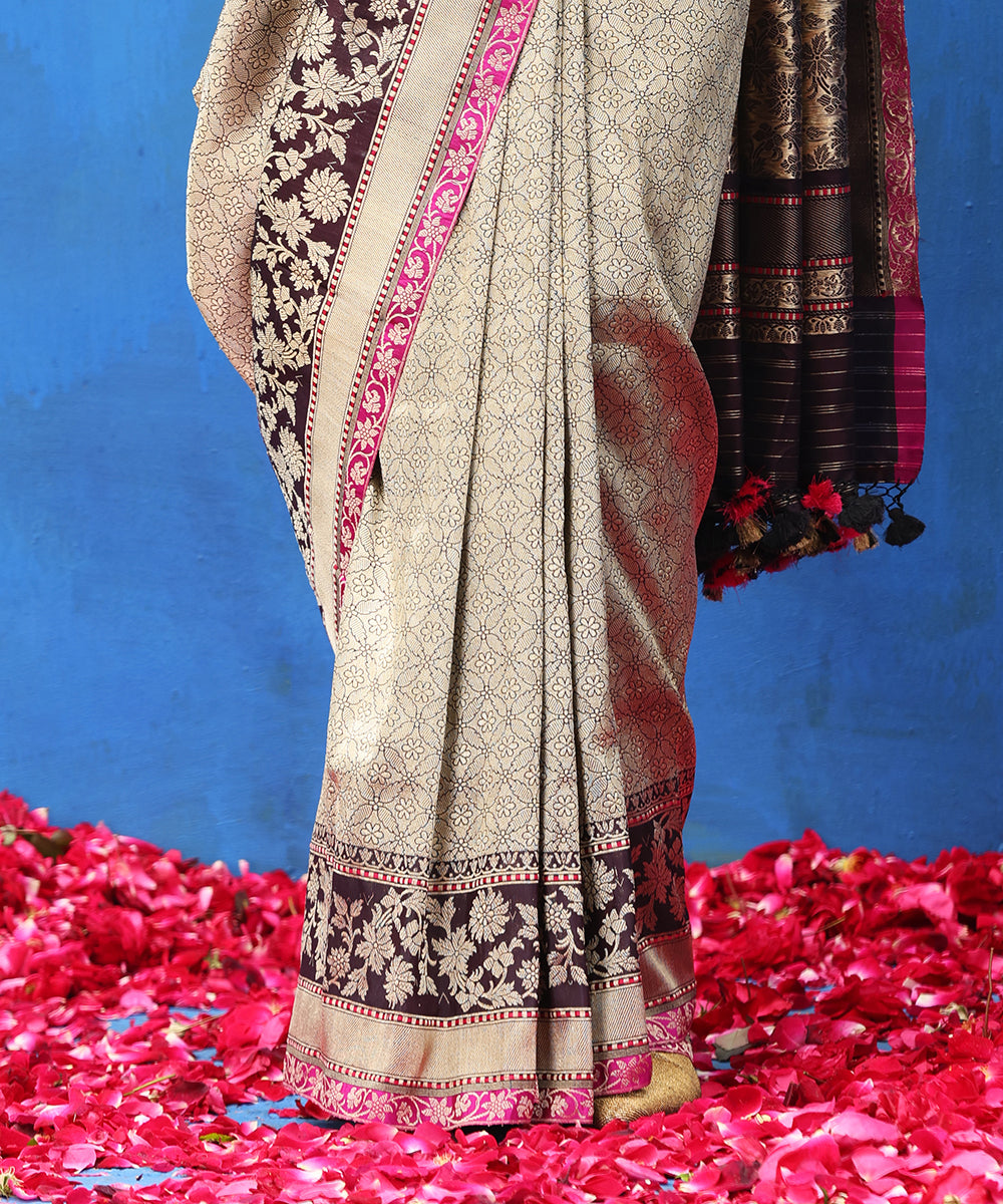 Handloom_Dark_Wine_Pure_Katan_Silk_Kimkhab_Banarasi_Saree_With_Pink_Selvedge_WeaverStory_04