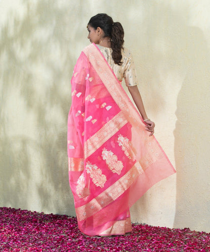 Handloom_Candy_Pink_Kadhwa_Organza_Banarasi_Saree_with_Booti_WeaverStory_03