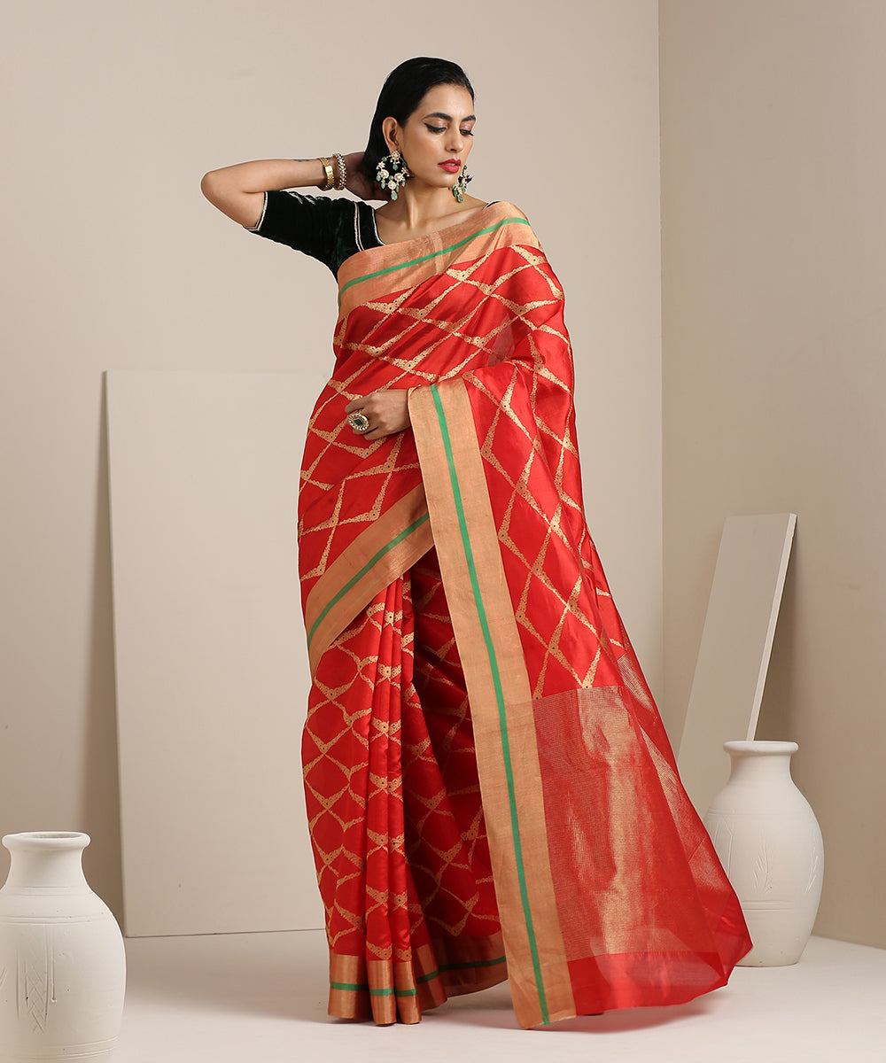 Handloom_Red_Silk_Chanderi_Saree_with_Eknaliya_Jangla_WeaverStory_02