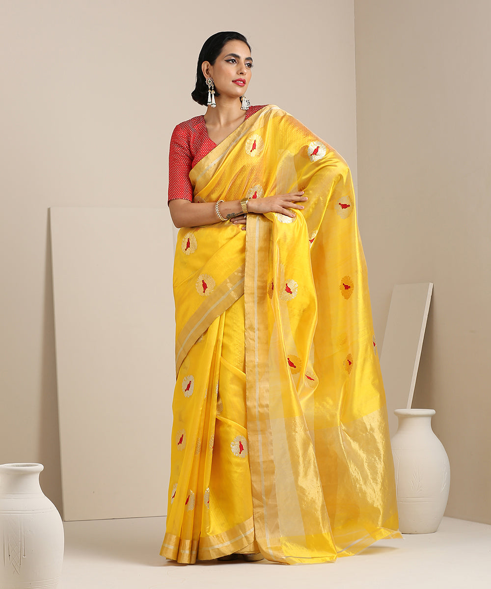 Yellow_Handloom_Chanderi_Silk_Saree_With_Red_Parrots_Motifs_WeaverStory_02