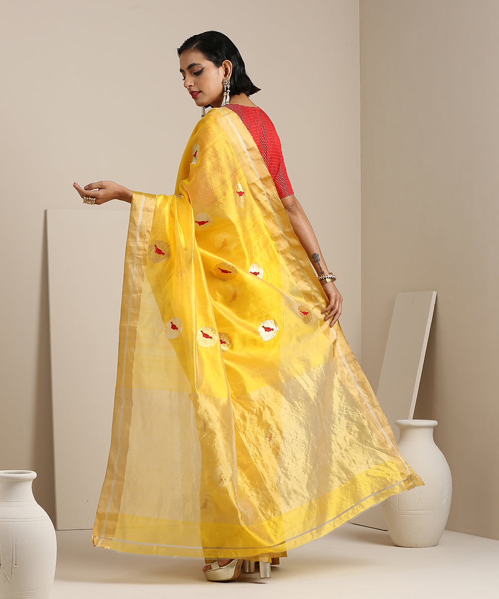 Yellow_Handloom_Chanderi_Silk_Saree_With_Red_Parrots_Motifs_WeaverStory_03