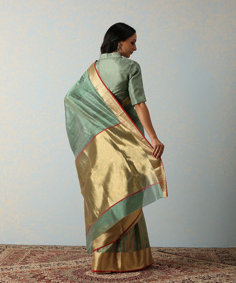 Handloom_Green_Striped_Silk_Chanderi_Saree_With_Gold_Border_WeaverStory_03