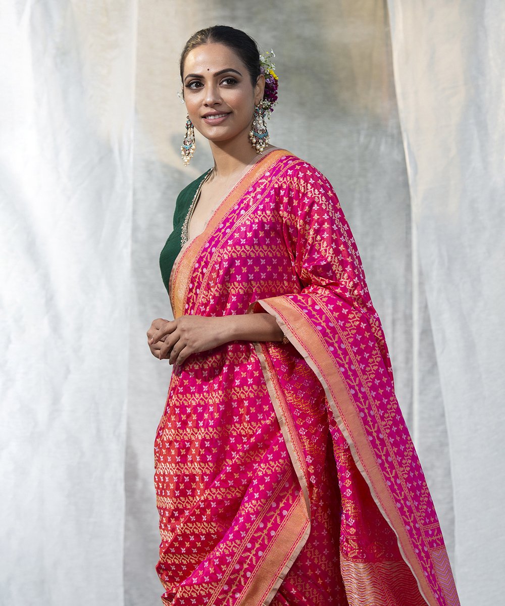 Pink_Handloom_Pure_Katan_Silk_Banarasi_Saree_with_Cutwork_Booti_Aada_Jaal_WeaverStory_01