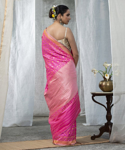 Handloom_Light_Pink_Pure_Katan_Silk_Banarasi_Saree_with_Star_Booti_Jaal_WeaverStory_03