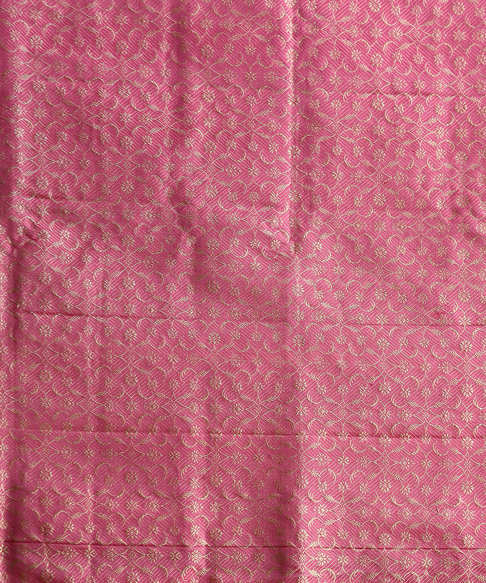 Light_Pink_Handloom_Pure_Katan_Silk_Banarasi_Saree_with_Kadhwa_Booti_WeaverStory_05