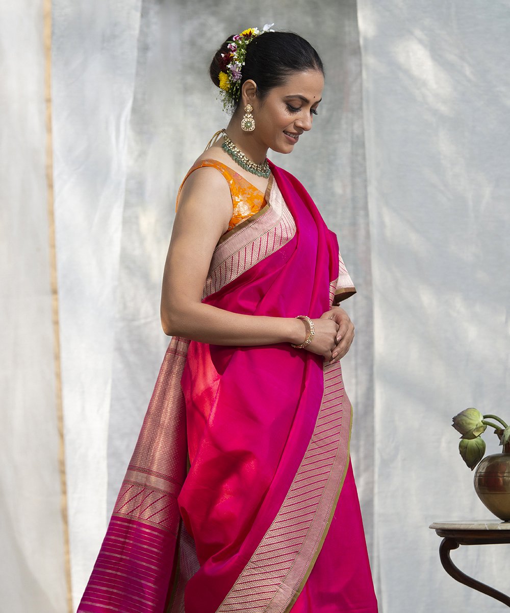 Berry_Pink_Handloom_Plain_Banarasi_Saree_With_Aada_Border_WeaverStory_01