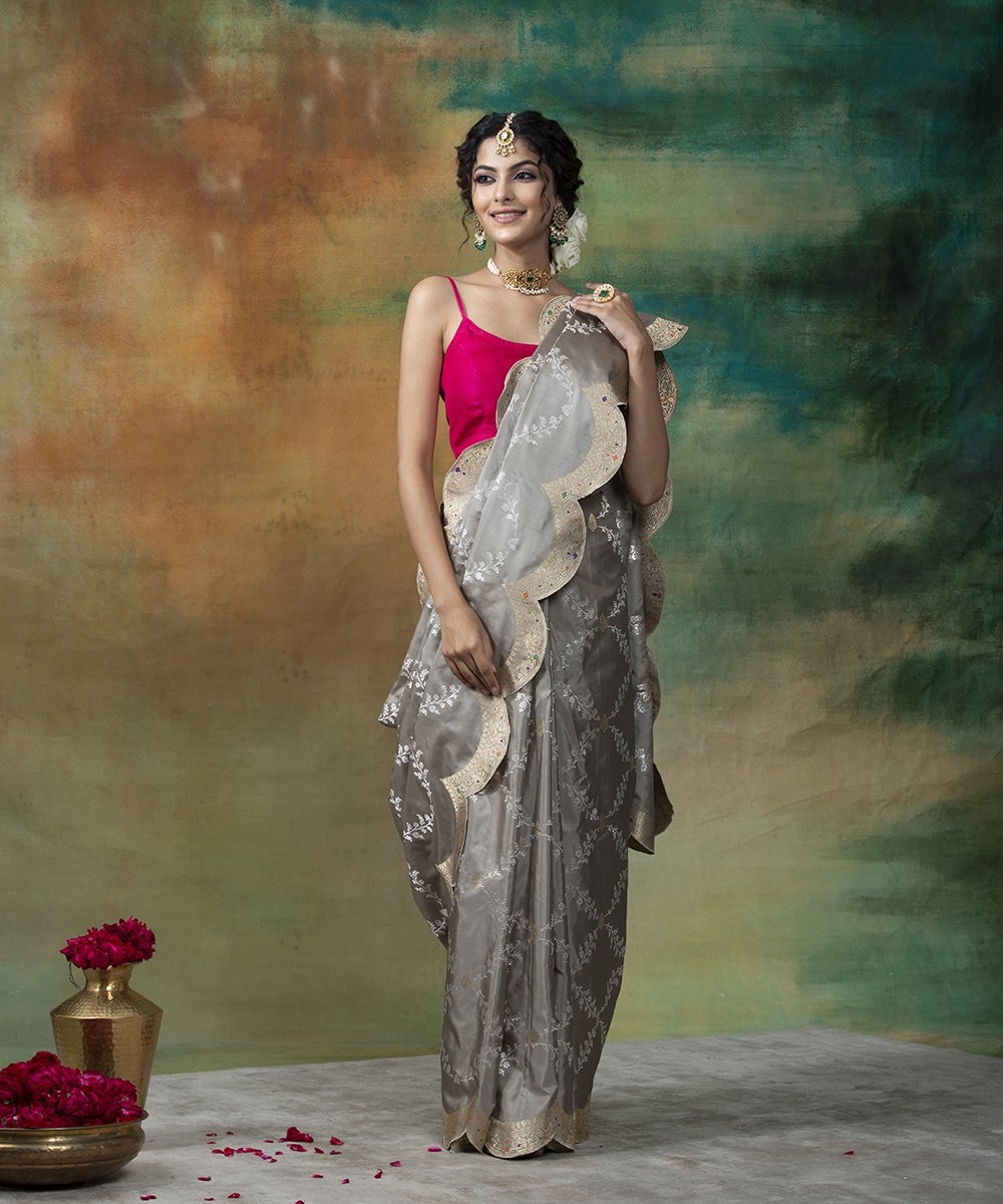 Handloom_Grey_Katan_Silk_Banarasi_Saree_with_Scallop_Border_and_Jangla_Design_WeaverStory_02