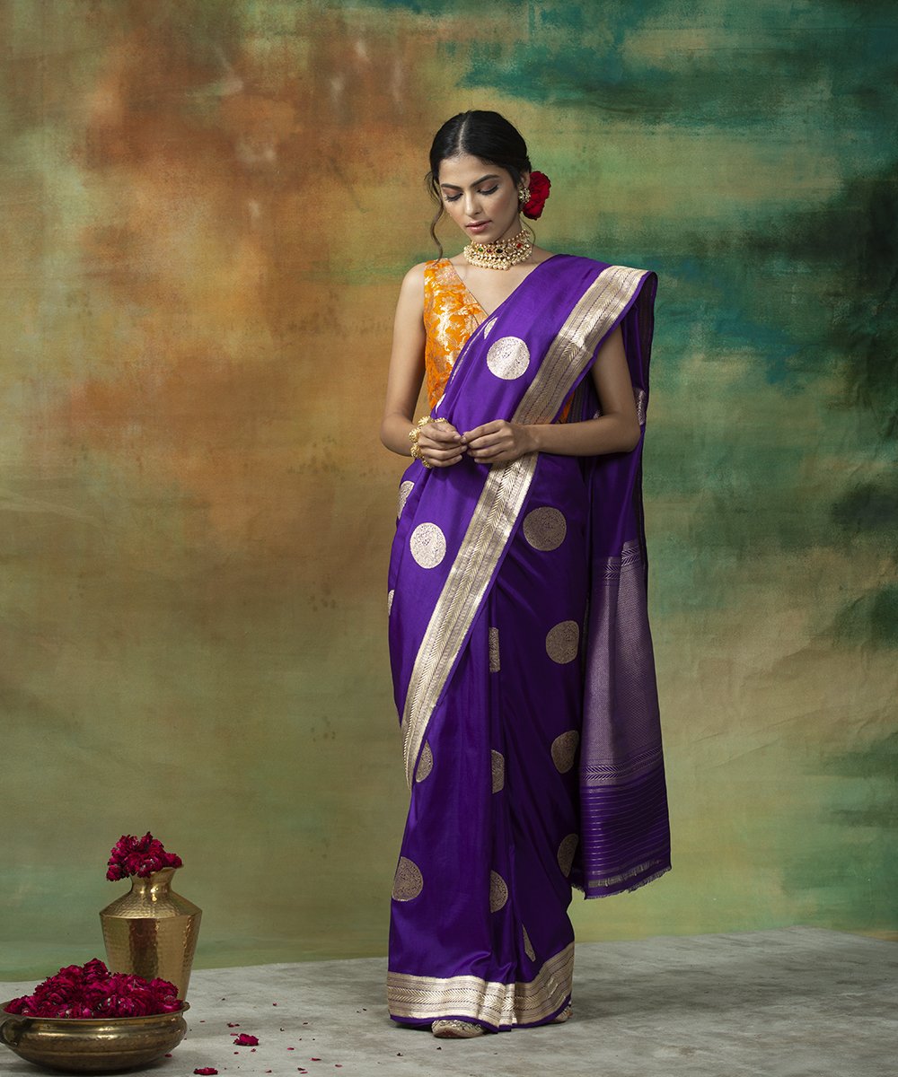 Purple_Handloom_Kadhwa_Banarasi_Boota_Saree_With_Peacock_Motifs_WeaverStory_02