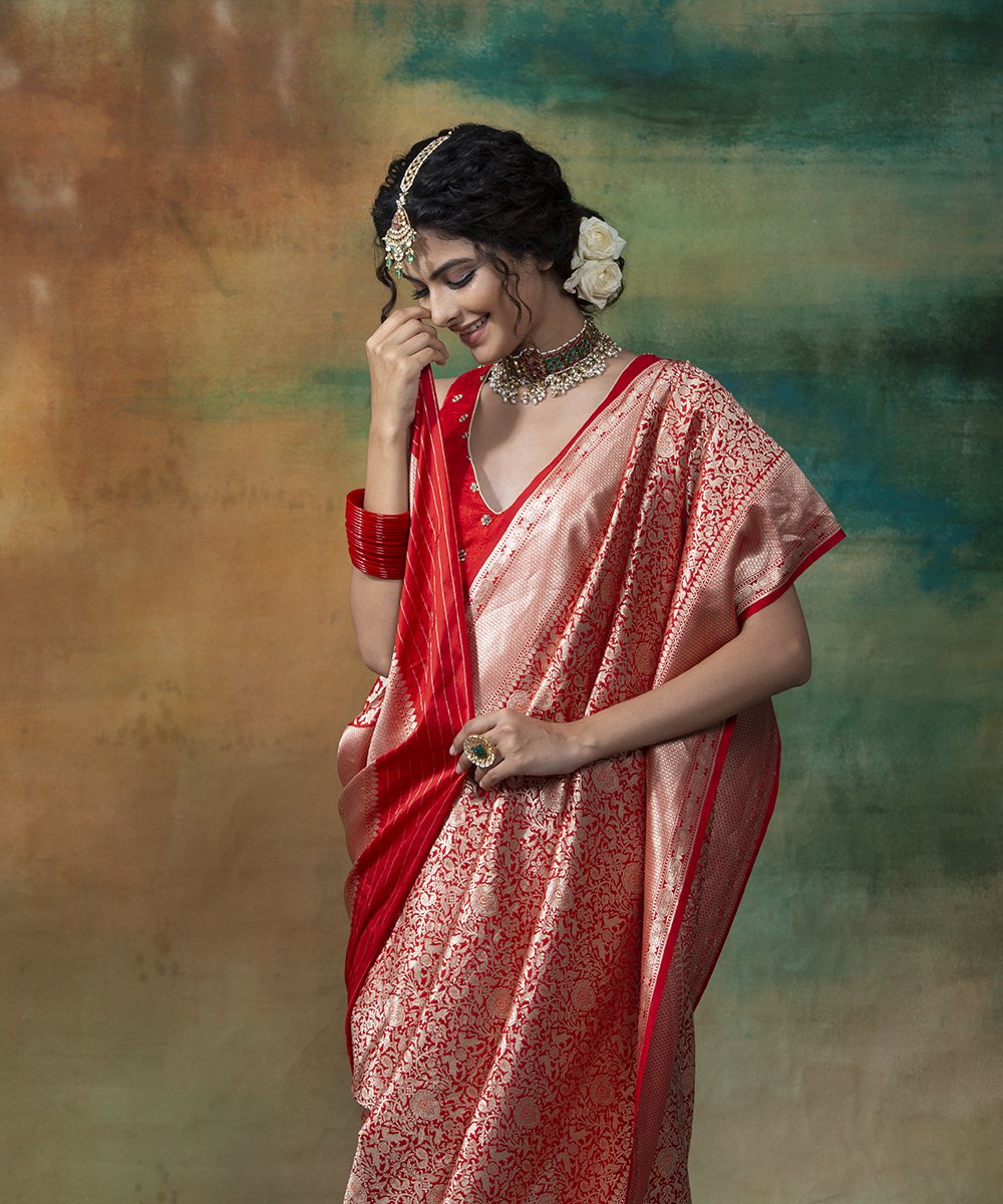 Red_Handloom_Pure_Katan_Silk_Kimkhab_Shikargah_Banarasi_Saree_WeaverStory_01