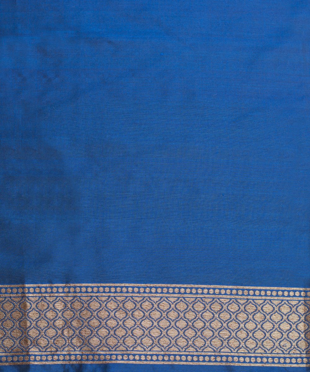 Handloom_Green_And_Blue_Katan_Silk_Banarasi_Saree_with_Antique_Zari_Jangla_WeaverStory_05