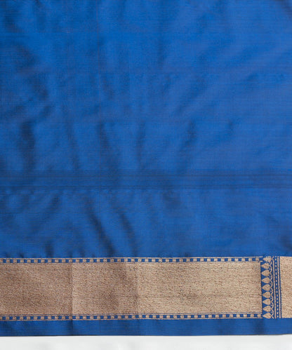 Handloom_Blue_And_Peacock_Green_Reshmi_Jaal_Banarasi_Saree_With_Antique_Zari_WeaverStory_04