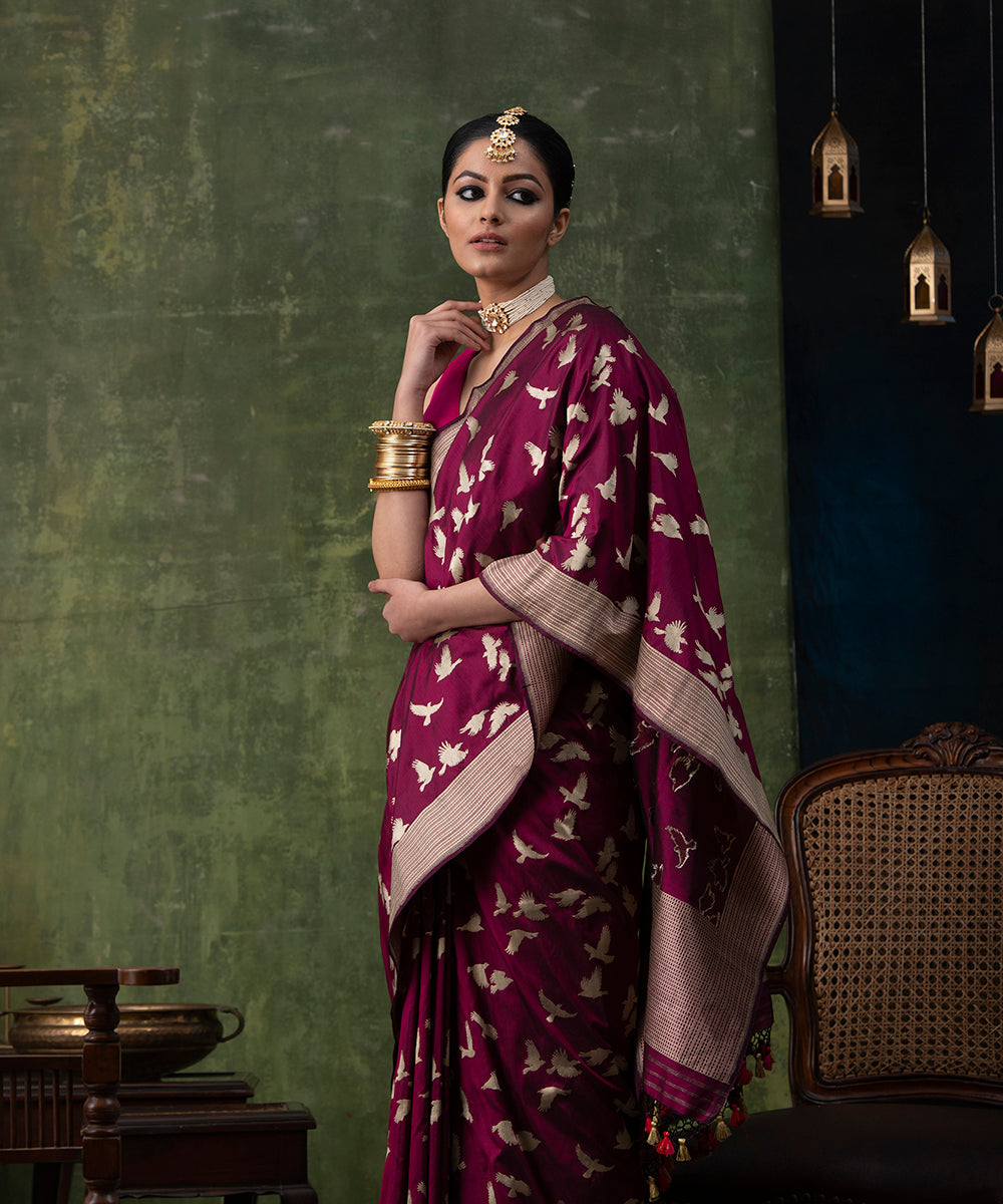 Handloom_Purple_Pure_Katan_Silk_Banarasi_Saree_with_Double_Wrap_Cutwork_Jaal_WeaverStory_01