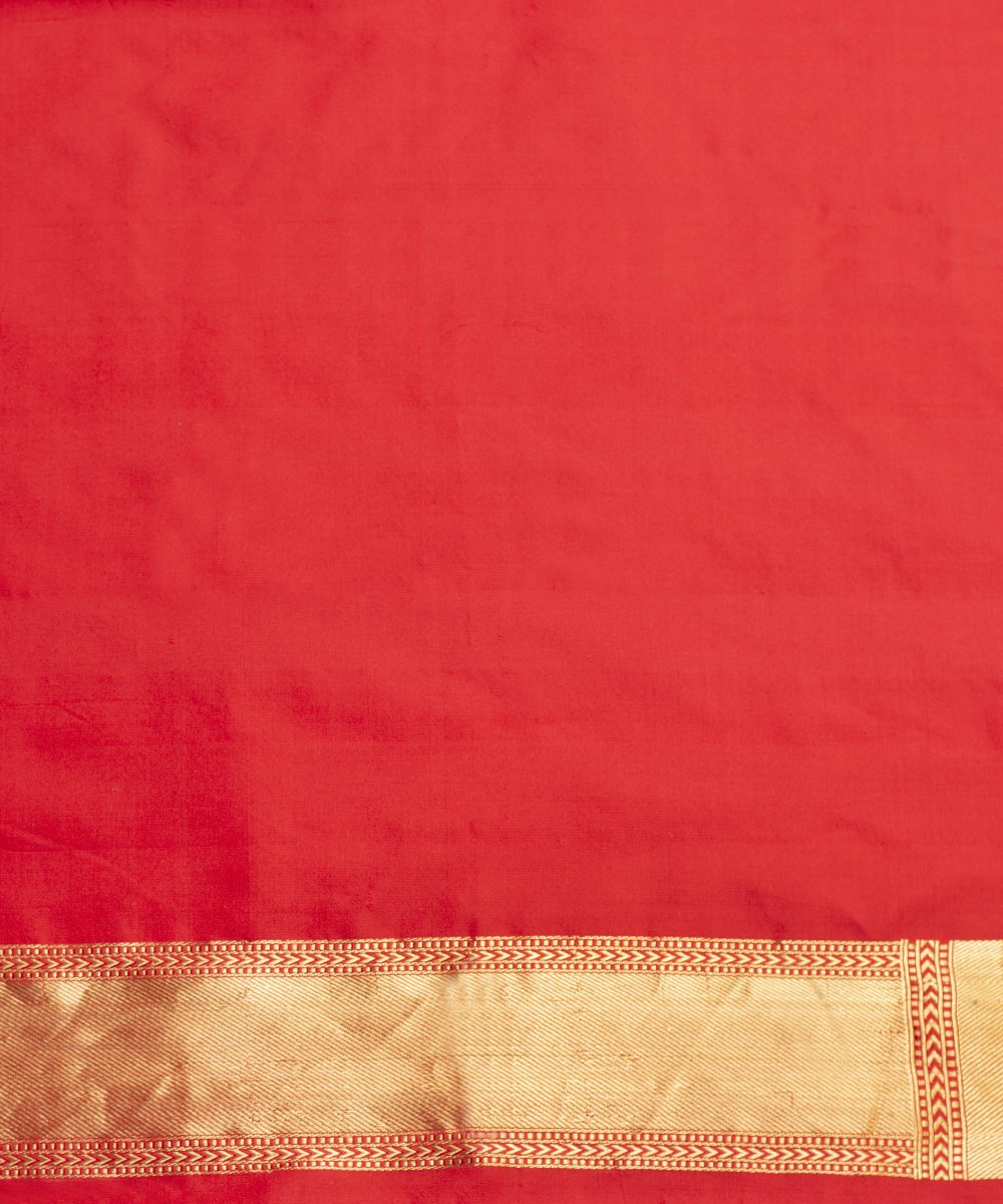 Red_Handloom_Katan_Silk_Banarasi_Saree_with_All_Over_Zari_Embossed_Weave_WeaverStory_05