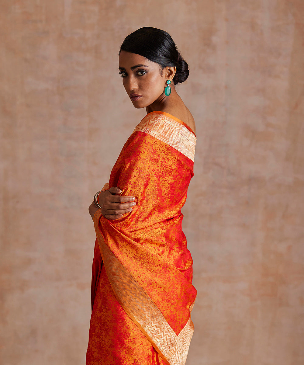 Orange_Handloom_Pure_Katan_Silk_Tanchoi_Banarasi_Saree_WeaverStory_01