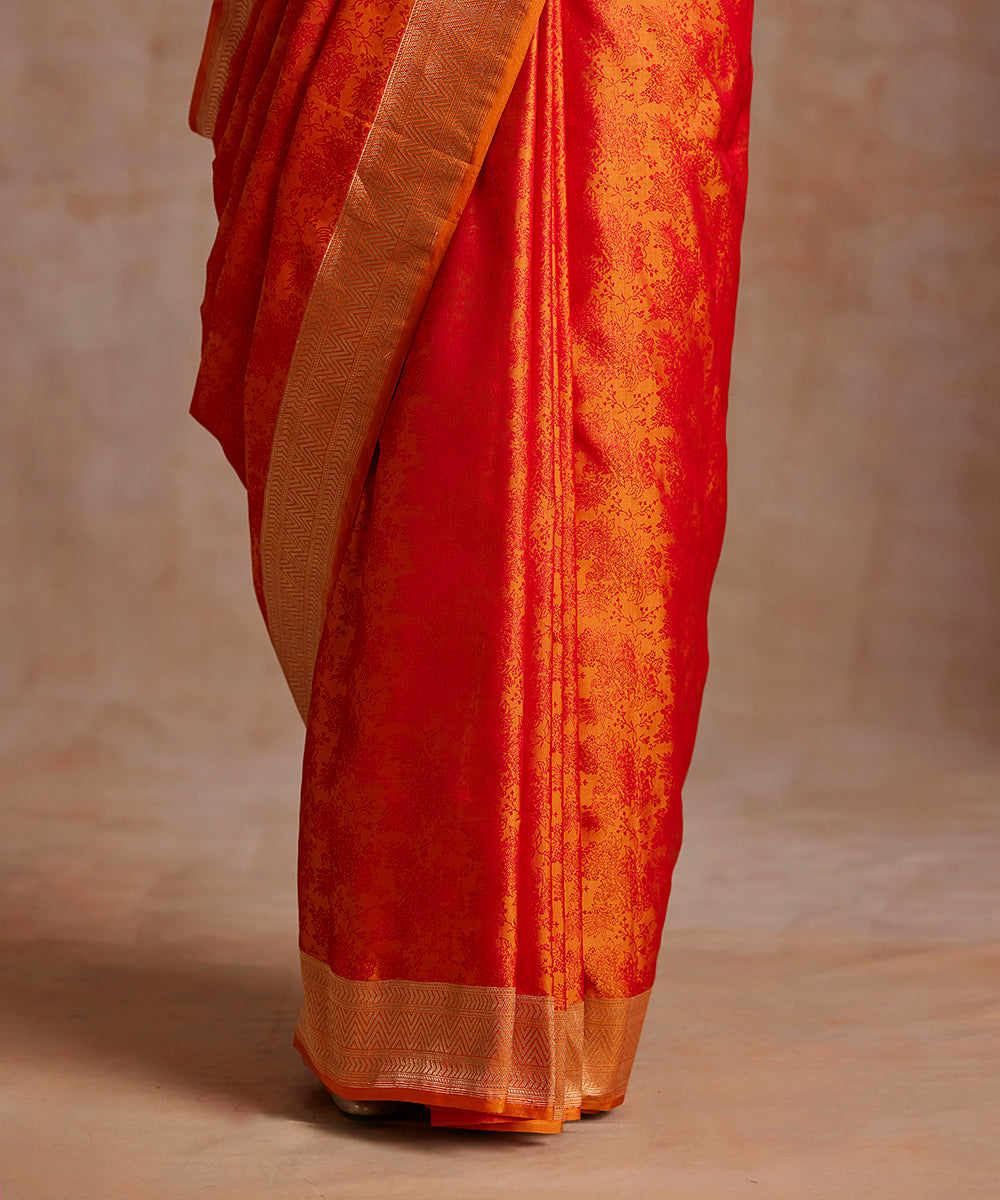 Orange_Handloom_Pure_Katan_Silk_Tanchoi_Banarasi_Saree_WeaverStory_04