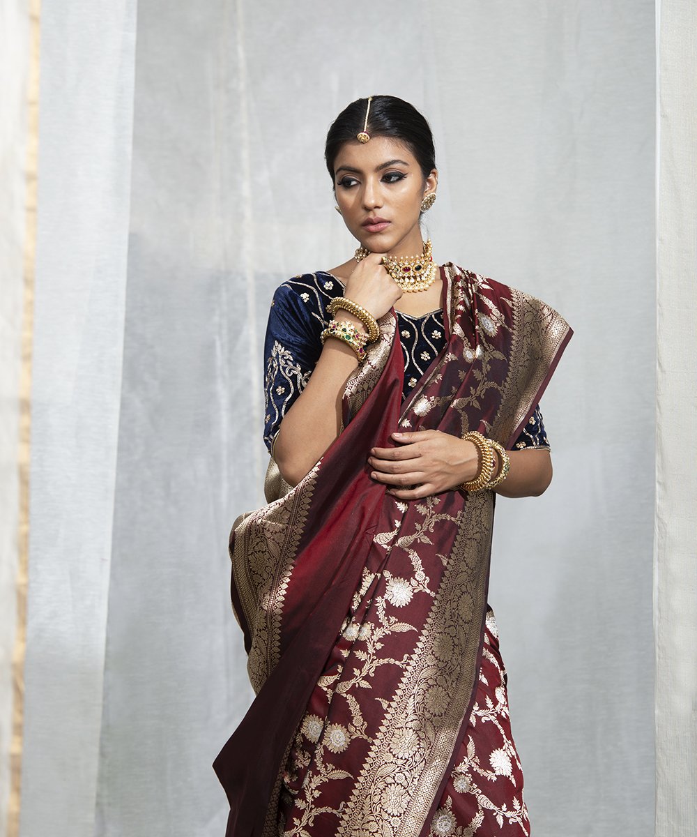 Handloom_Maroon_Sona_Rupa_Kadhwa_Banarasi_Jangla_Saree_WeaverStory_01