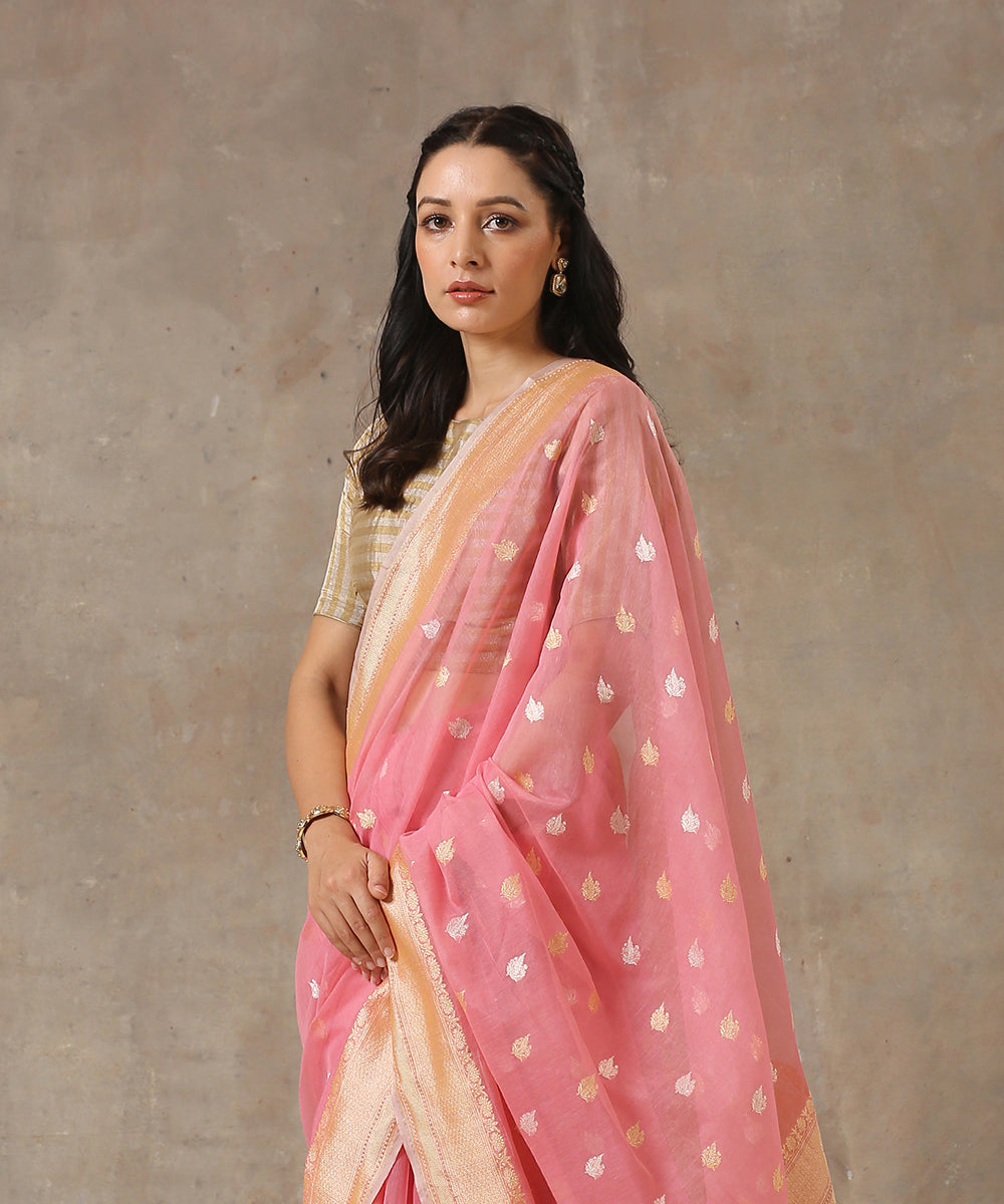 Handloom_Light_Pink_Cotton_Banarasi_Saree_with_Kadhwa_Booti_WeaverStory_01